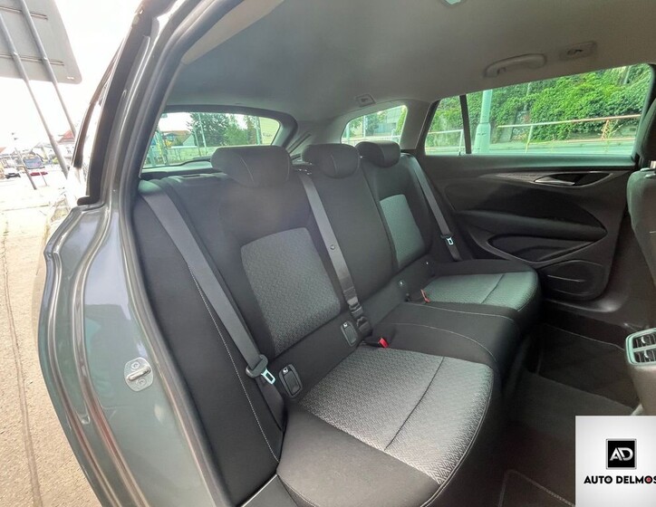 Opel Insignia 28