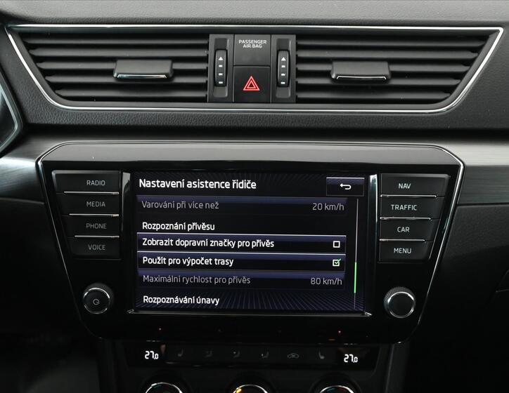 Škoda Superb 22