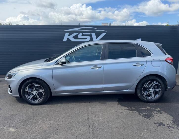 Hyundai i30 10