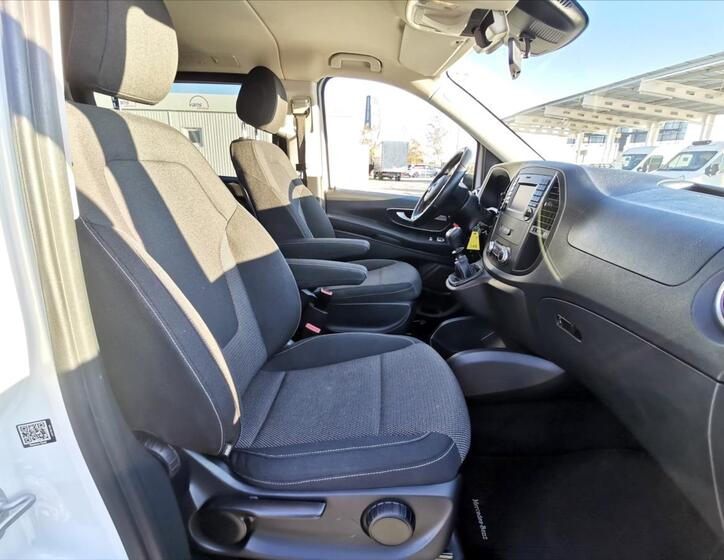 Mercedes-Benz Vito 7