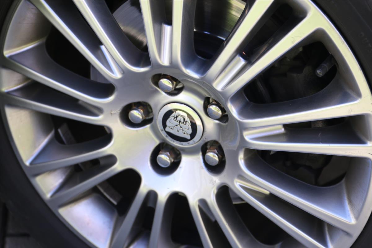 Jaguar X-Type