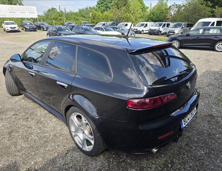 Alfa Romeo 159 7