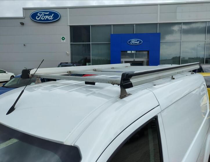 Ford Transit Connect 21