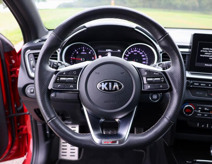 KIA ProCeed 19