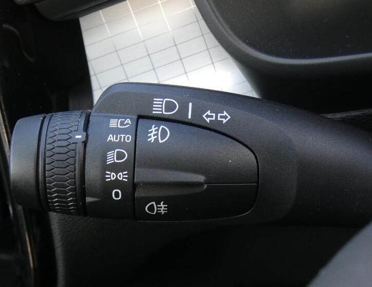 Volvo XC40 10