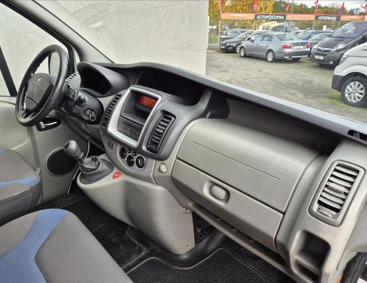 Renault Trafic 21