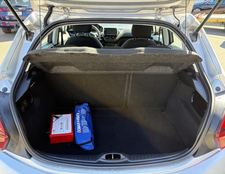 Peugeot 208 15