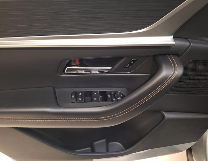 Mazda CX-60 10