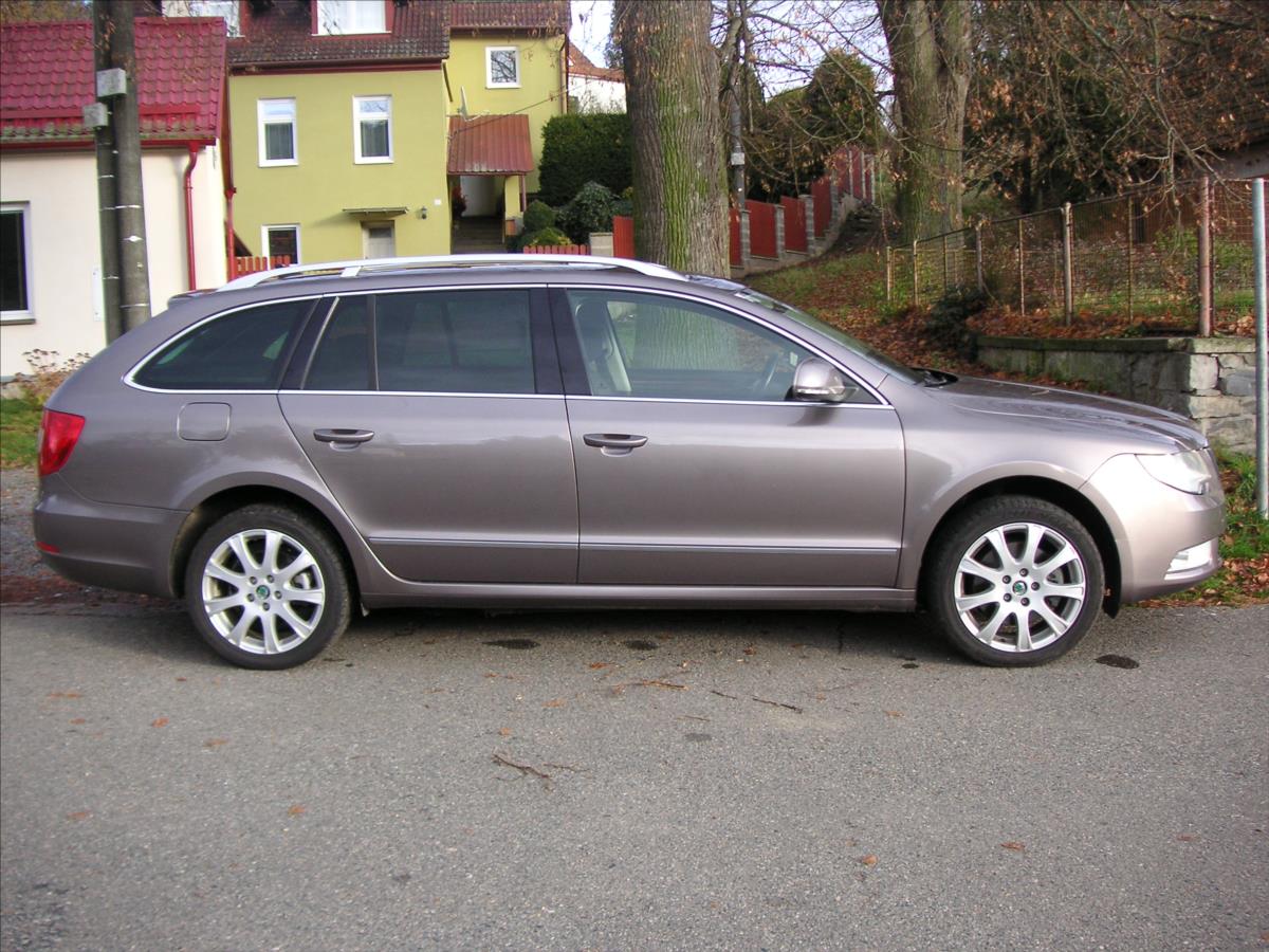 Škoda Superb