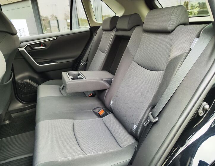 Toyota RAV4 12