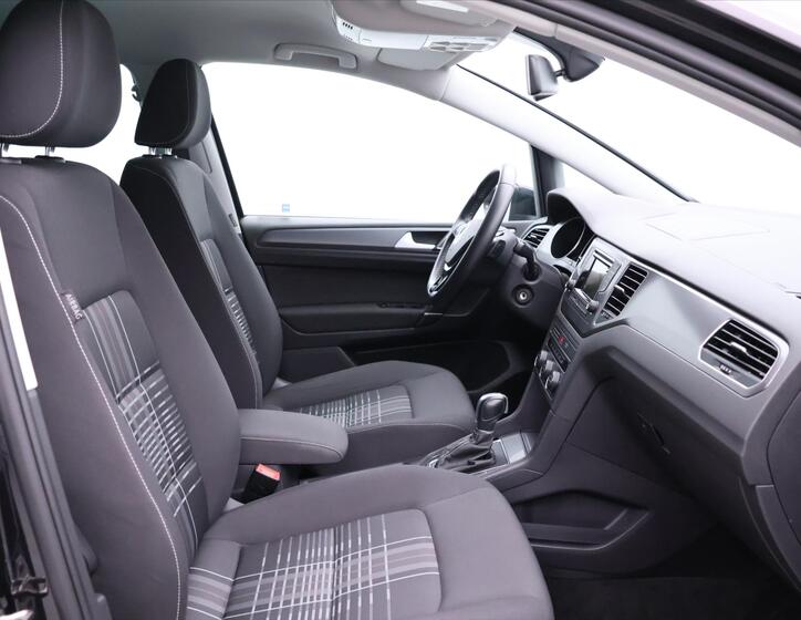 Volkswagen Golf Sportsvan 12