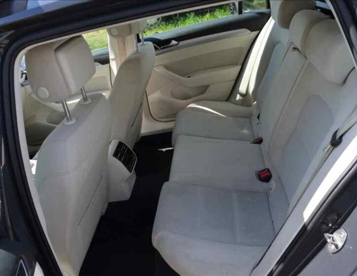 Volkswagen Passat 19