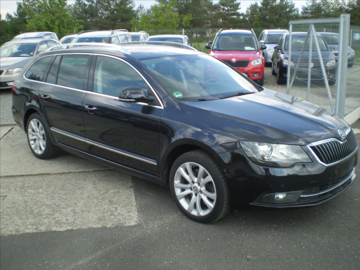 Škoda Superb