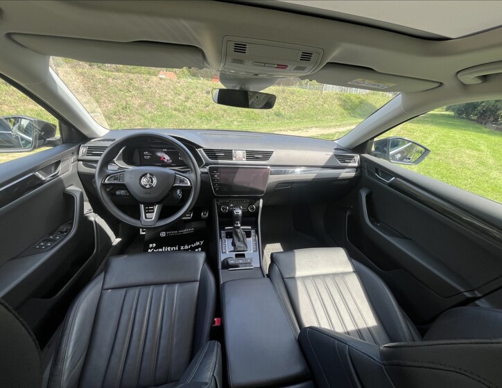 Škoda Superb 8