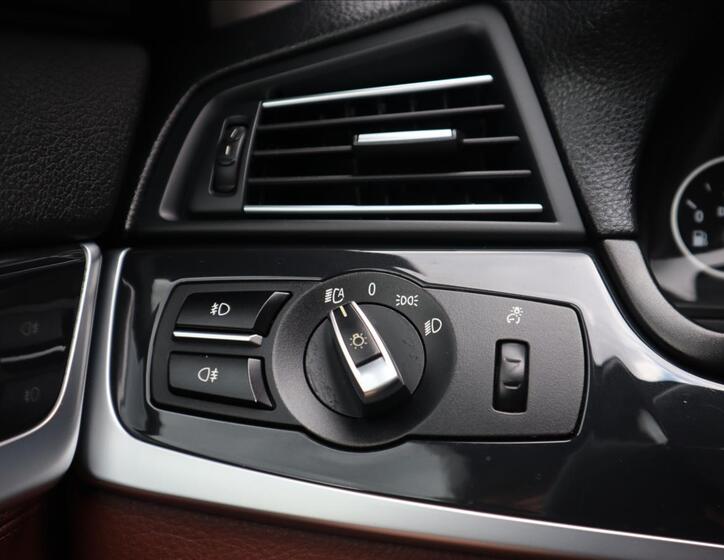 BMW Řada 5 11