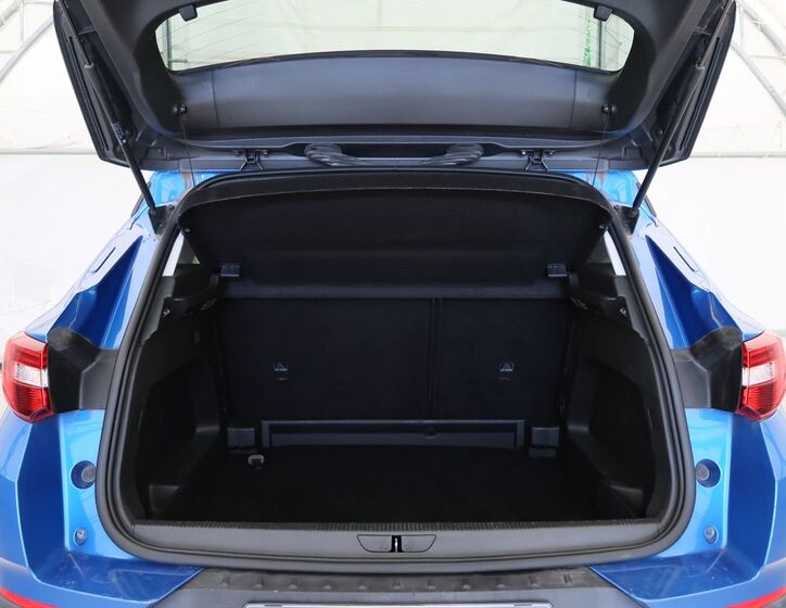 Opel Grandland X 11