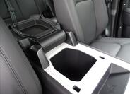 Land Rover Defender 34