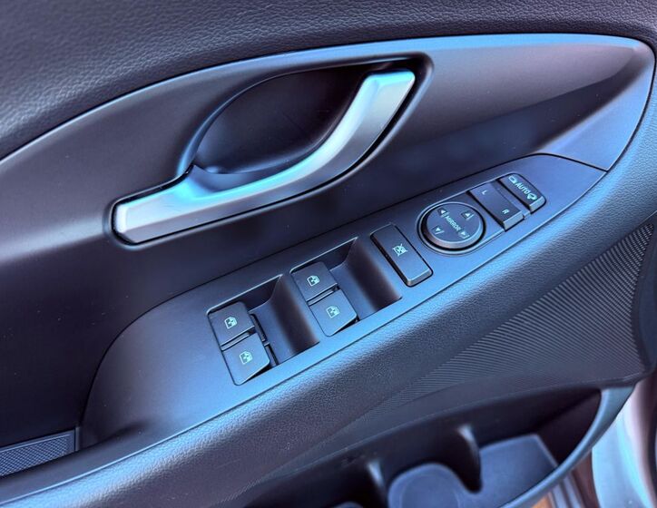 Hyundai i30 12