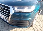 Audi Q7 6