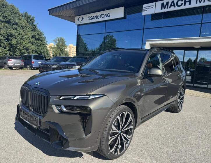 BMW X7 4