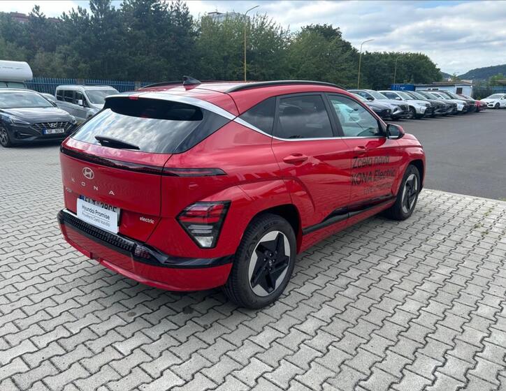 Hyundai Kona 5