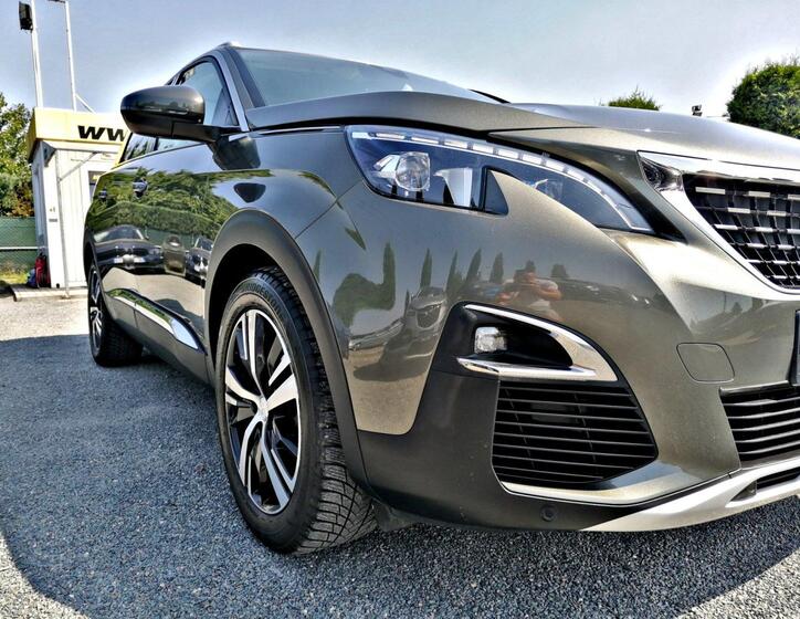 Peugeot 5008 28