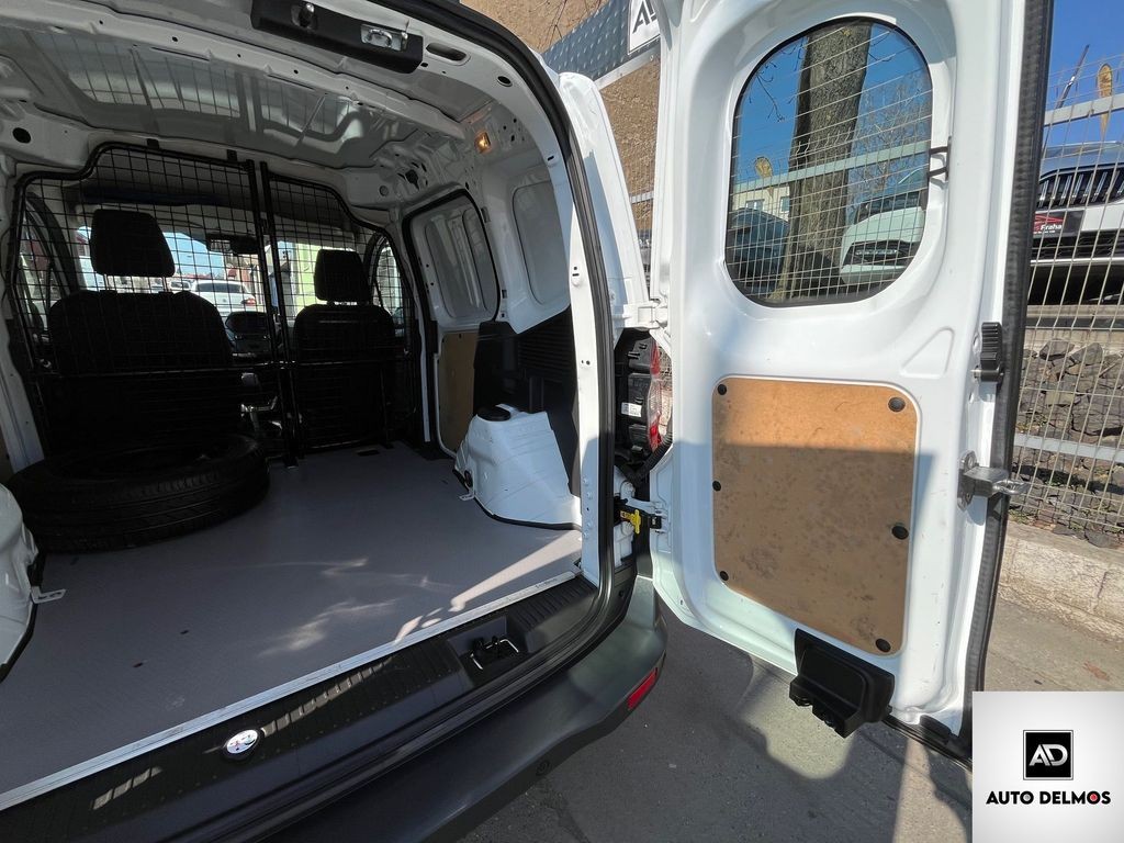 Ford Transit Courier