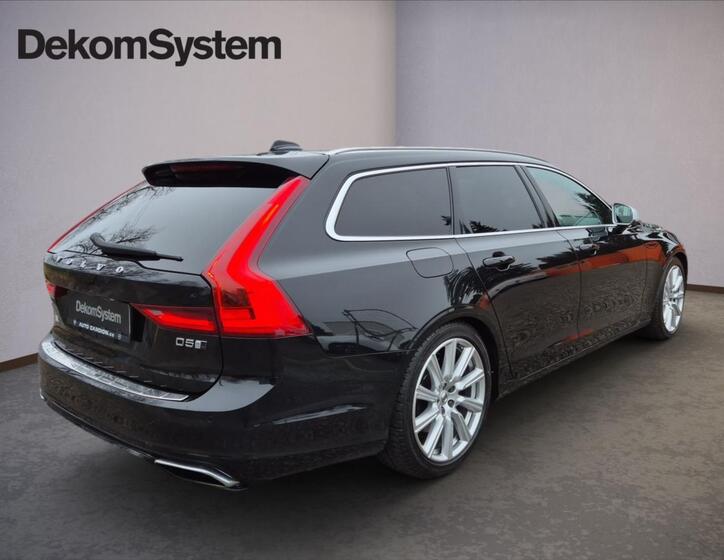 Volvo V90 3