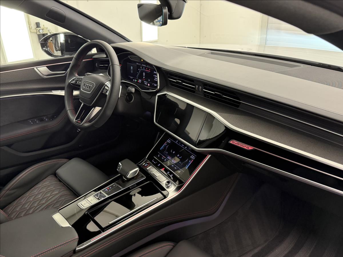 Audi S7