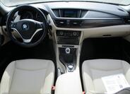 BMW X1 12