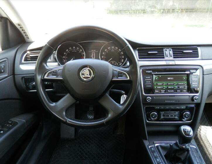 Škoda Superb 17