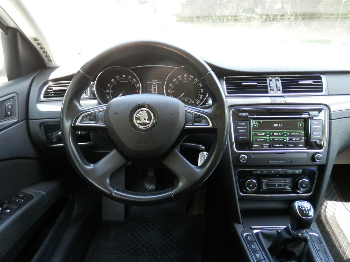 Škoda Superb