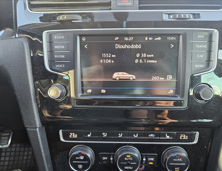 Volkswagen Golf 15