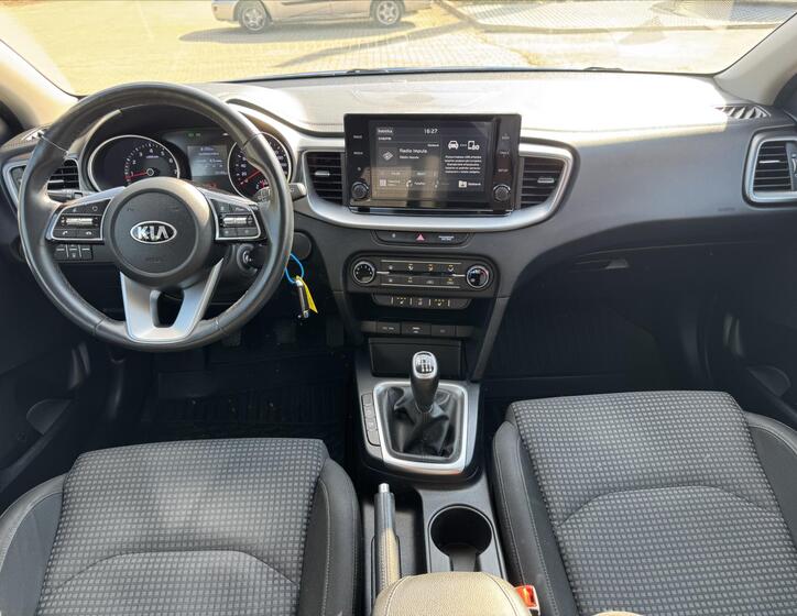 KIA Ceed 27
