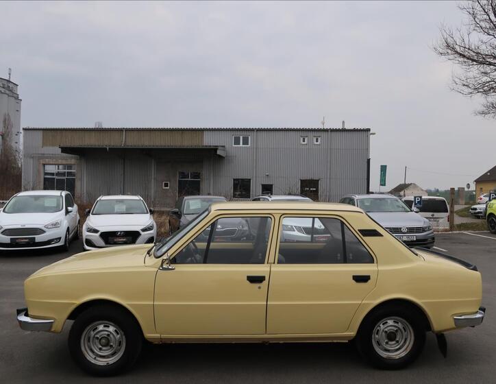 Škoda 105 6