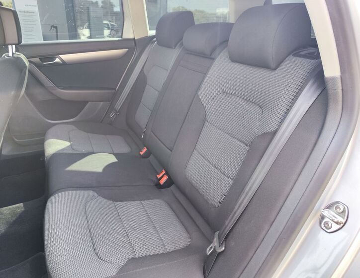 Volkswagen Passat 11