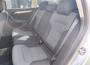 Volkswagen Passat 11