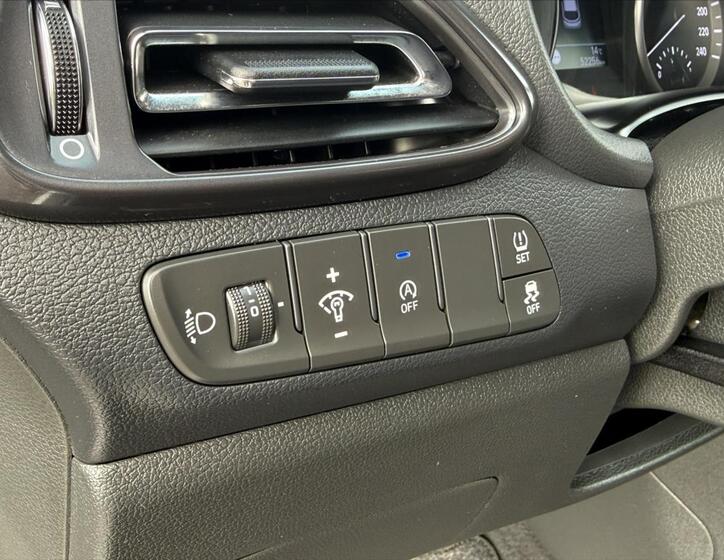 Hyundai i30 14