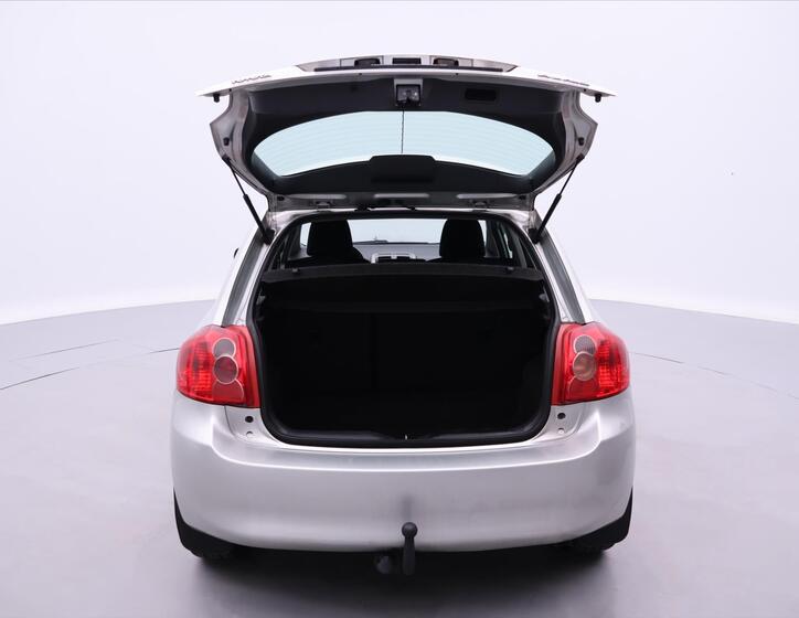 Toyota Auris 9
