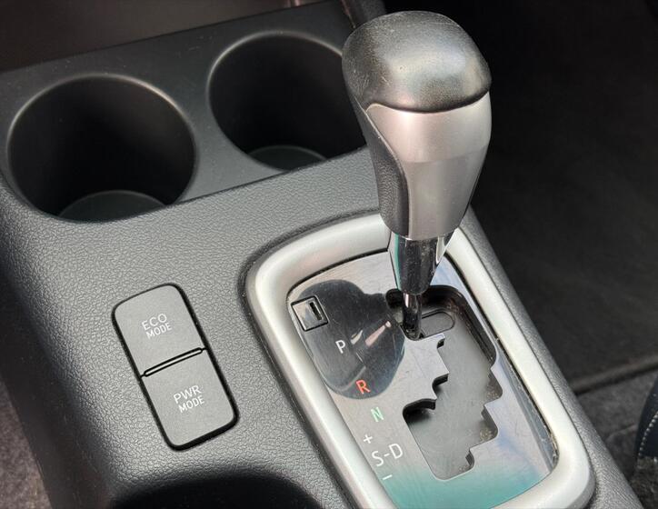 Toyota Hilux 18