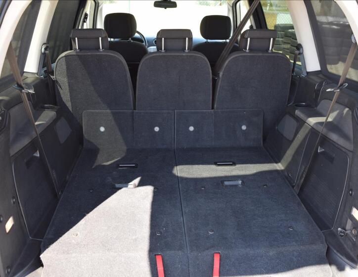 Ford Galaxy 22