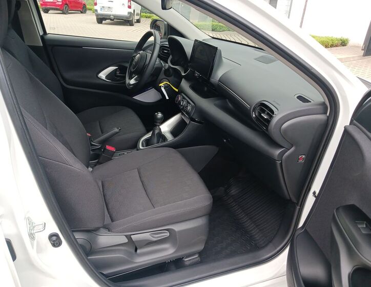 Toyota Yaris 15