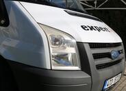 Ford Transit 9