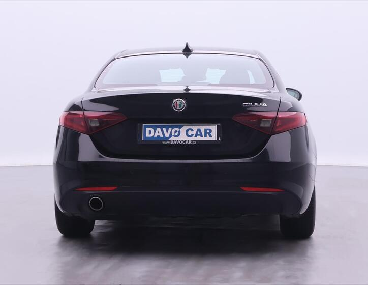 Alfa Romeo Giulia 6