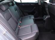 Škoda Superb 13