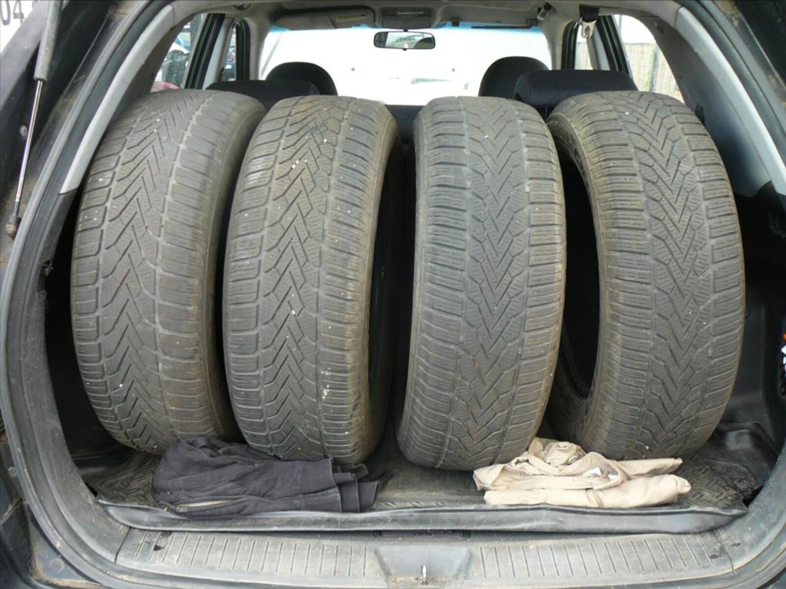 KIA Sportage 15