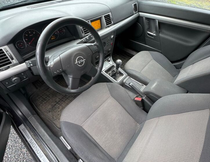 Opel Signum 21