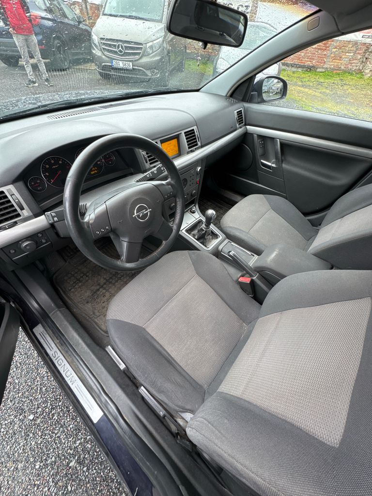 Opel Signum