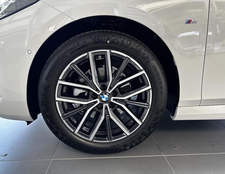 BMW Řada 2 4