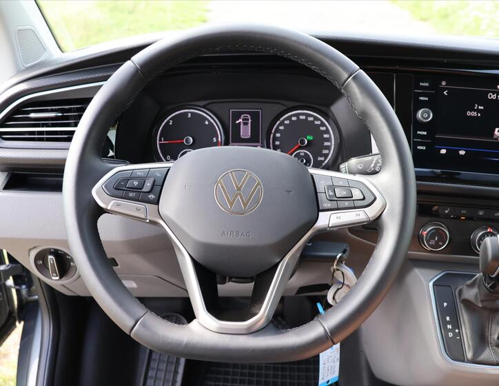 Volkswagen Transporter 18